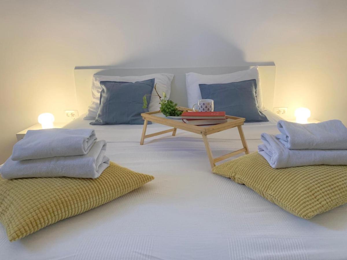 RA City Garden Suite Pula Buitenkant foto