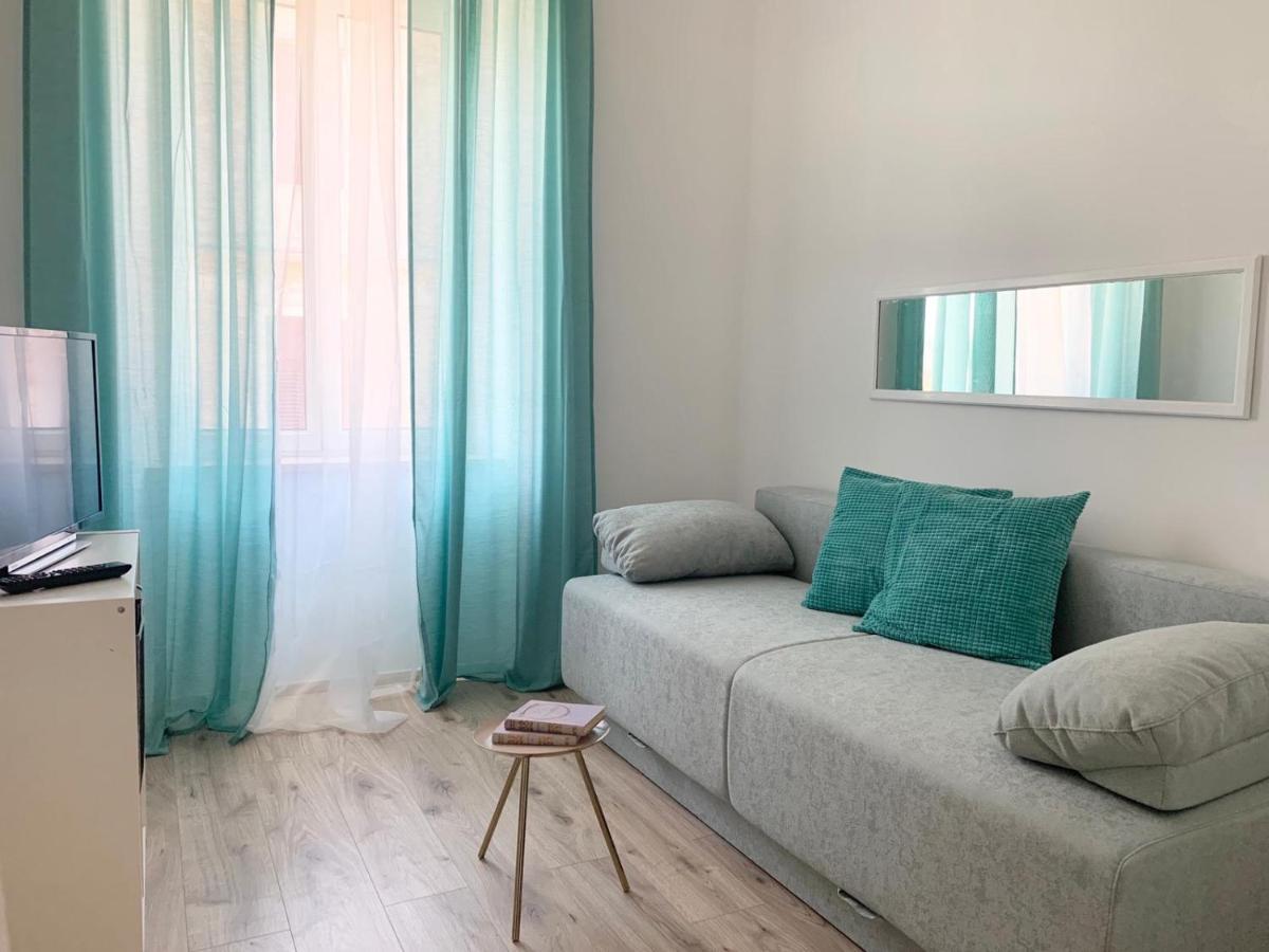 RA City Garden Suite Pula Buitenkant foto