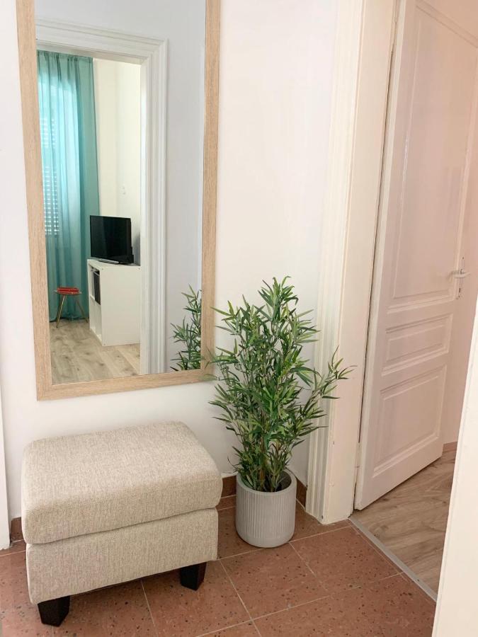 RA City Garden Suite Pula Buitenkant foto